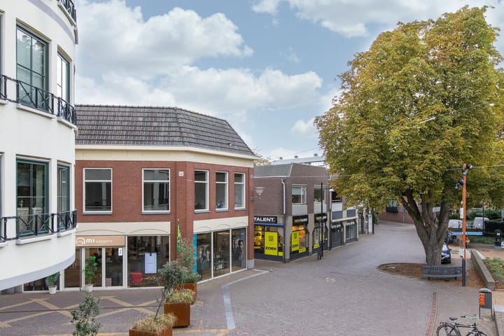 Foto 34 van Burgemeester van Nispenstraat 5-A04