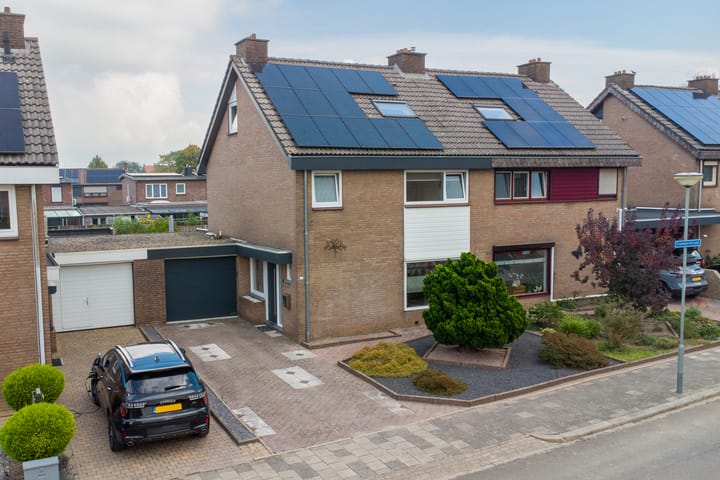 Photo 27 of Kamperstraat 12