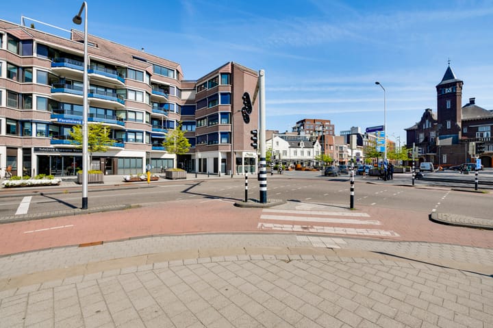 Foto 28 van Parallelweg 15