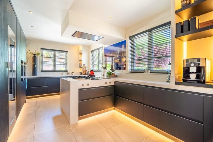 Foto 8 van Liesgrassingel 18