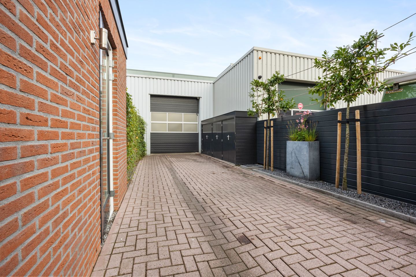 Bekijk foto 4 van Lokhorstweg 12