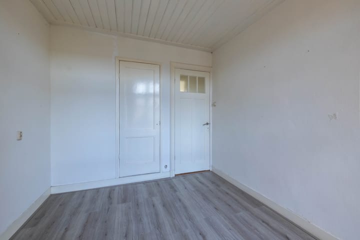 Foto 15 van Parallelweg 52