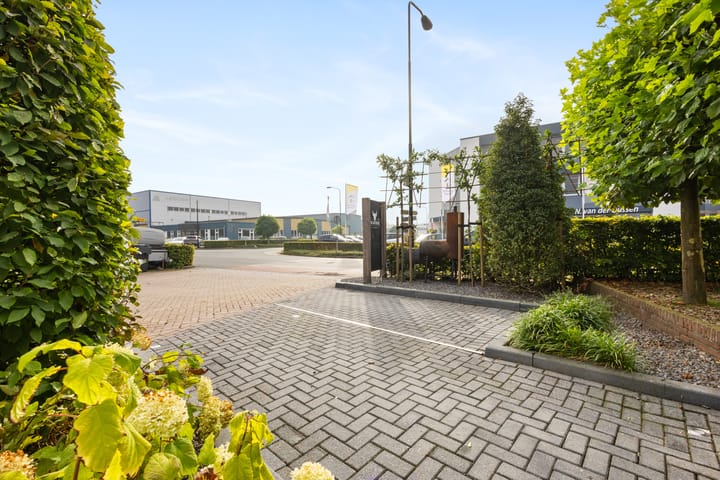 Photo 61 of Lokhorstweg 12