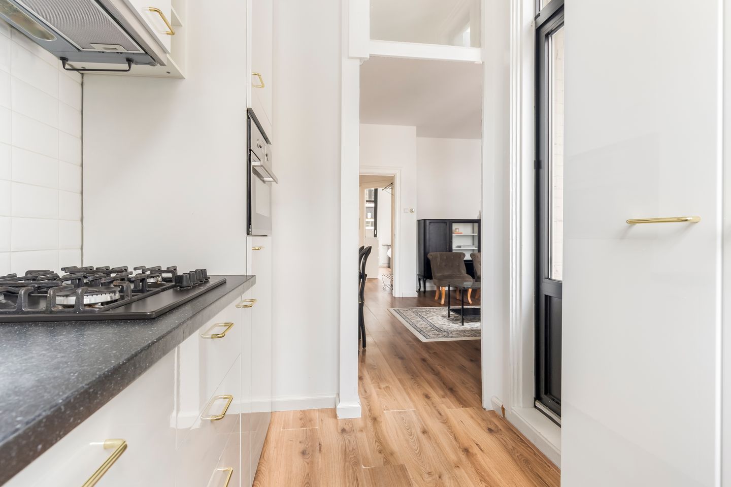 Foto 10 van Eerste Nassaustraat 17-2