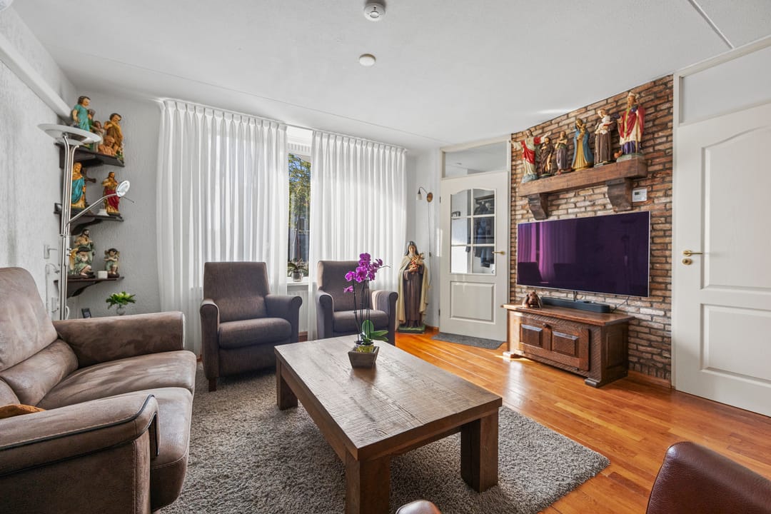 Photo 2 of Ds. Louwe Kooymanslaan 69