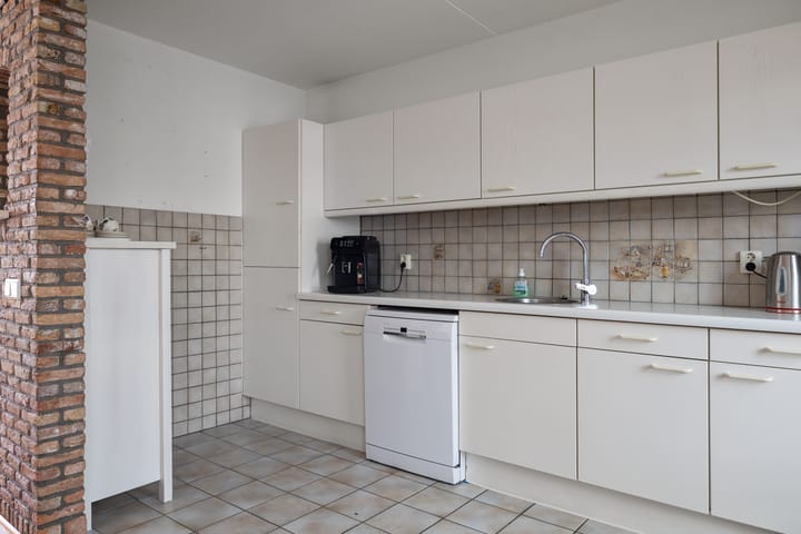 Photo 12 of Ds. Louwe Kooymanslaan 69