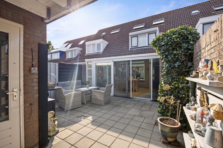 Photo 32 of Ds. Louwe Kooymanslaan 69