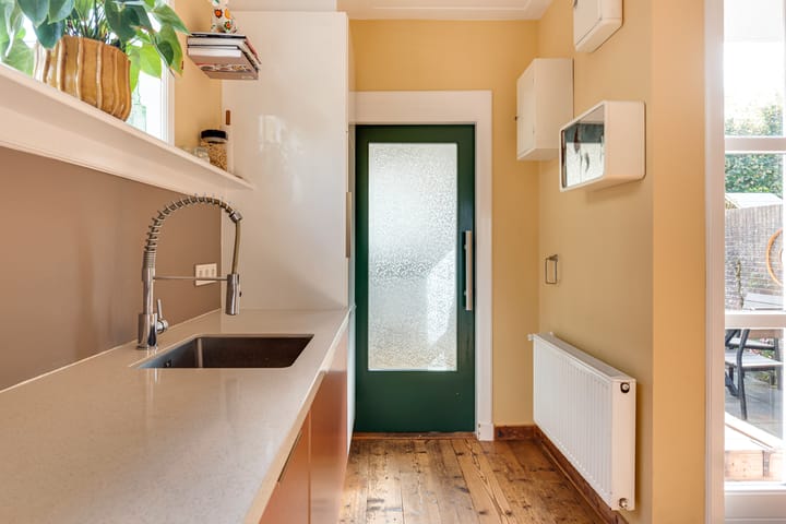 Foto 14 van Kennemerstraatweg 558