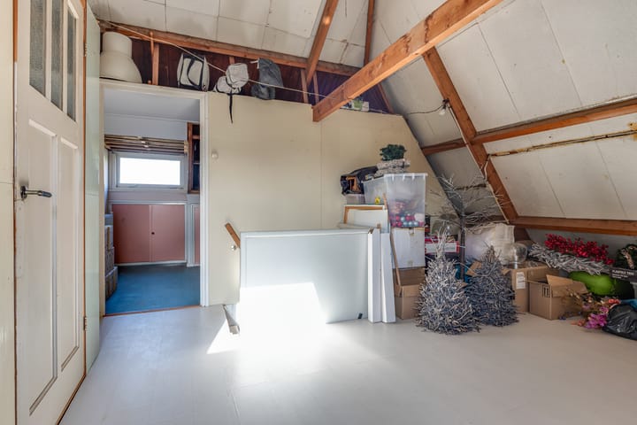 Foto 34 van Kennemerstraatweg 558