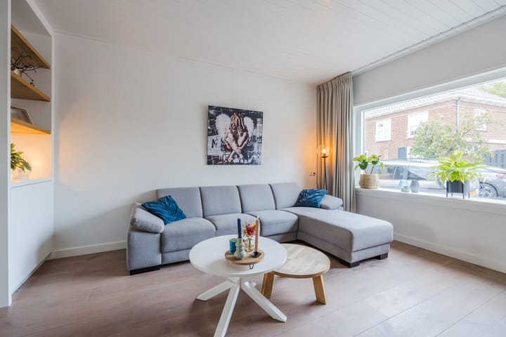 Photo 8 of Emmastraat 35