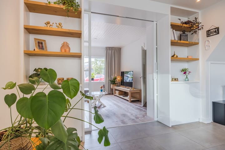 Photo 13 of Emmastraat 35