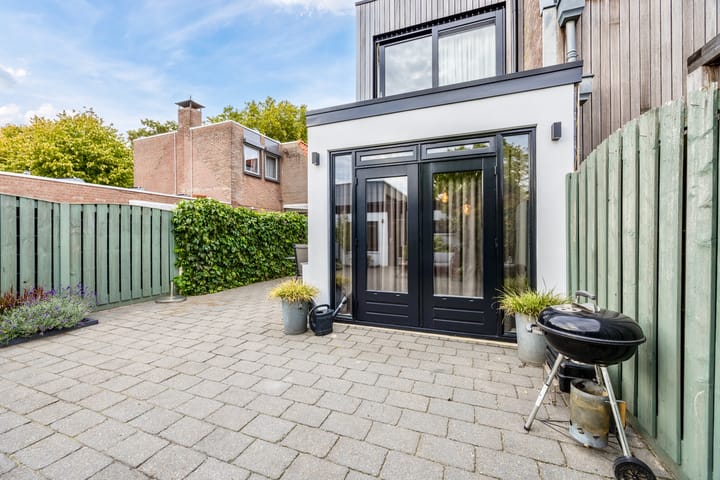 Photo 28 of Emmastraat 35