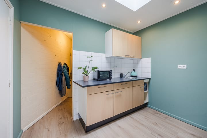 Photo 37 of Emmastraat 35