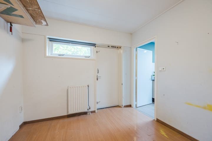 Photo 39 of Emmastraat 35