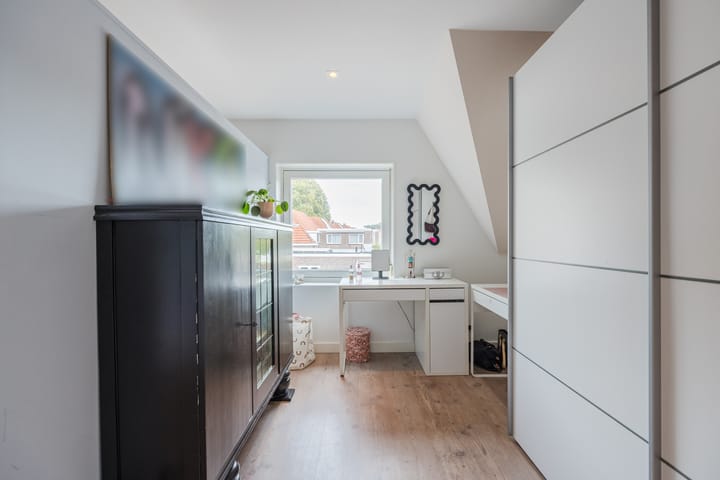 Photo 45 of Emmastraat 35