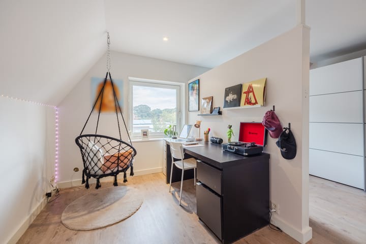 Photo 52 of Emmastraat 35