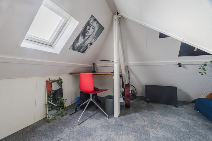 Photo 67 of Emmastraat 35