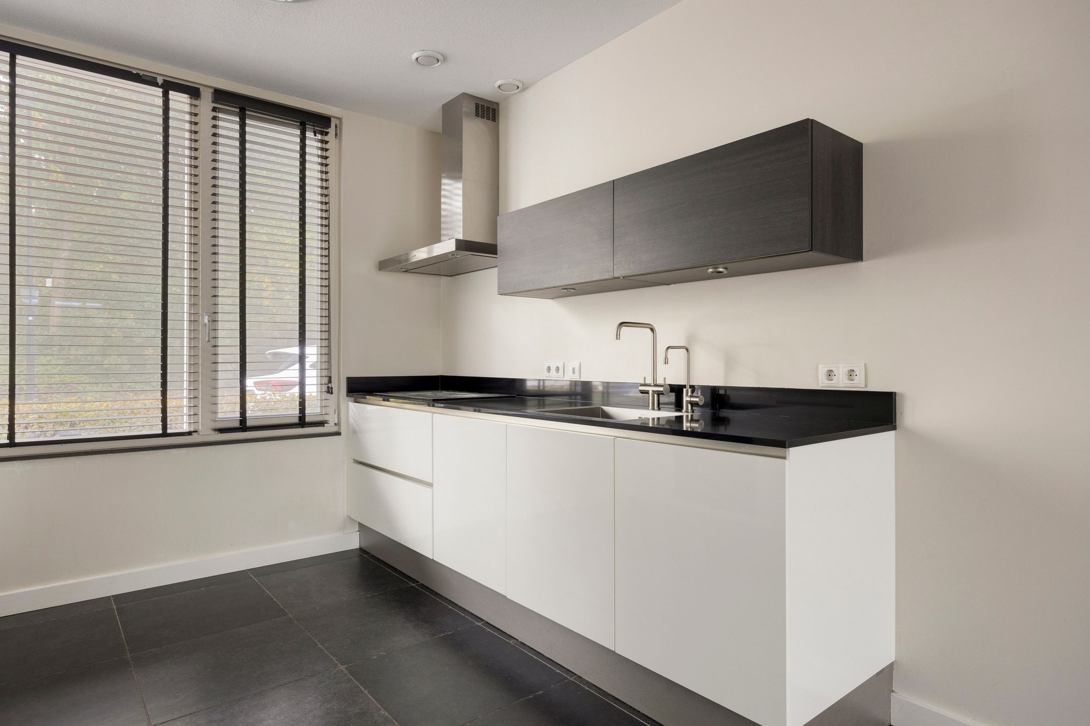 Foto 12 van Vlagtweddestraat 119