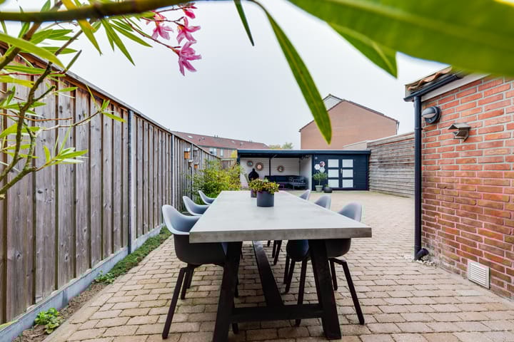 Foto 2 van Beatrixstraat 11