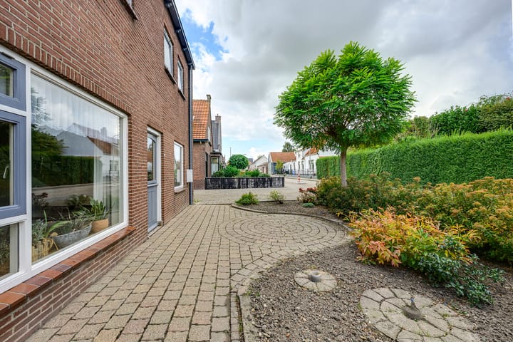 Photo 11 of Julianaweg 40