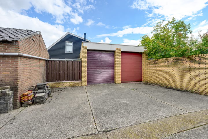 Photo 15 of Julianaweg 40