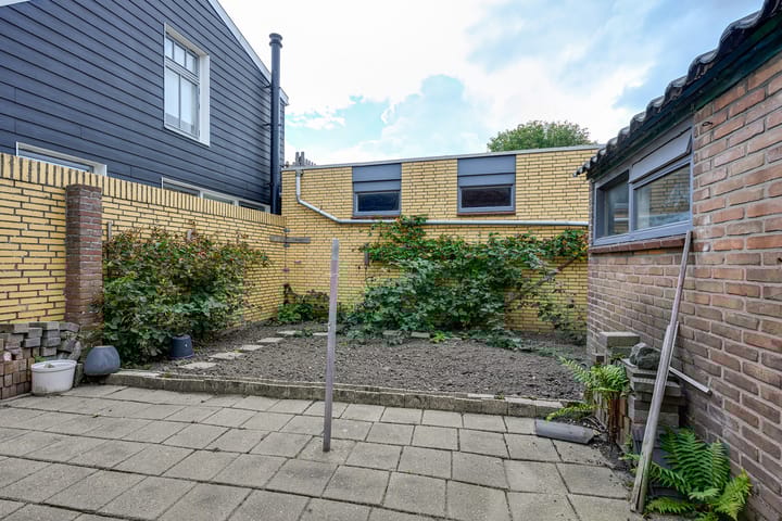 Photo 18 of Julianaweg 40