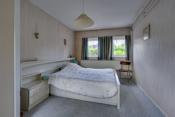 Photo 38 of Julianaweg 40