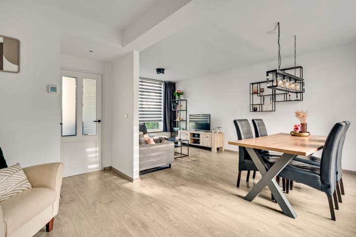 Foto 11 van van der Werffstraat 4