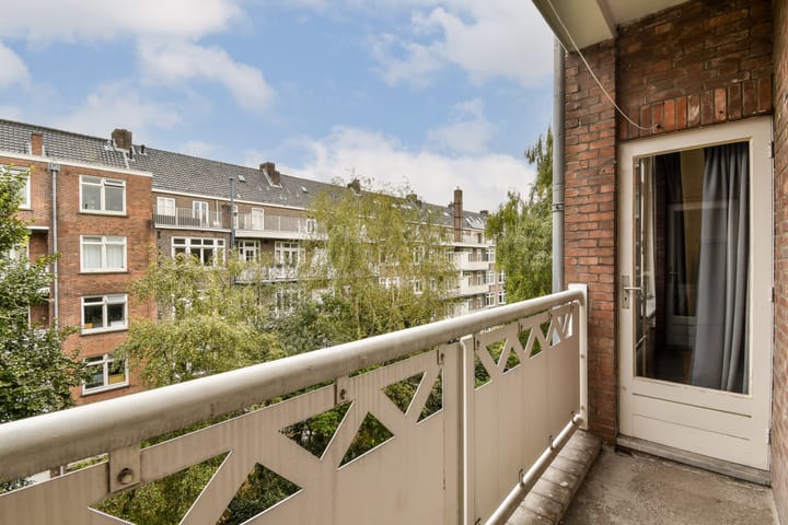 Photo 12 of Michelangelostraat 73-3