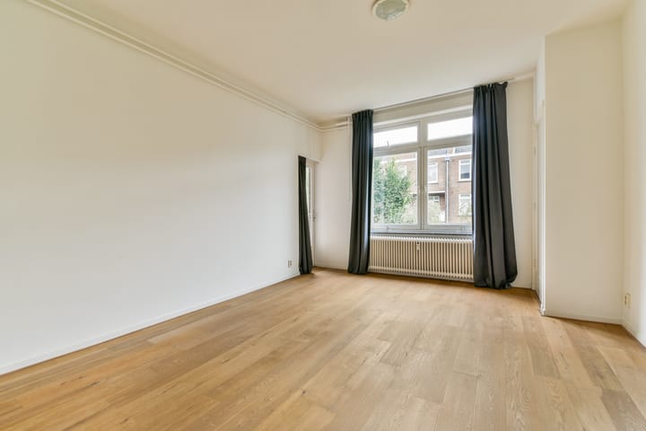 Photo 13 of Michelangelostraat 73-3