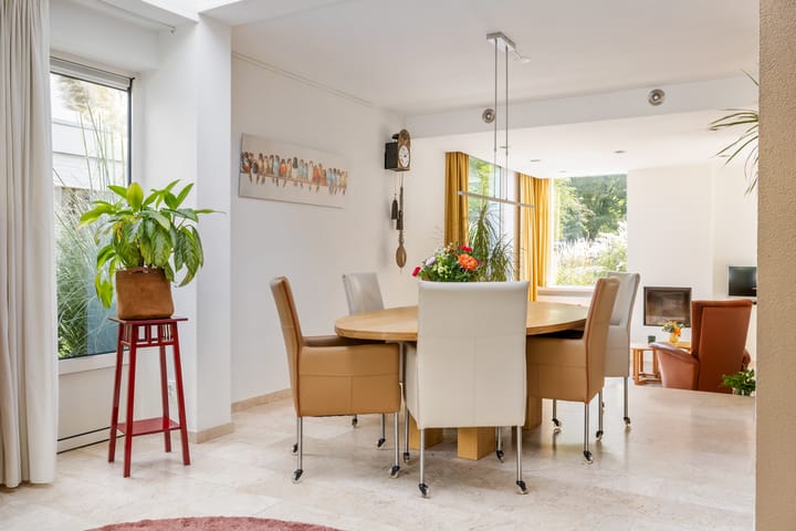 Photo 25 of Trompstraat 54