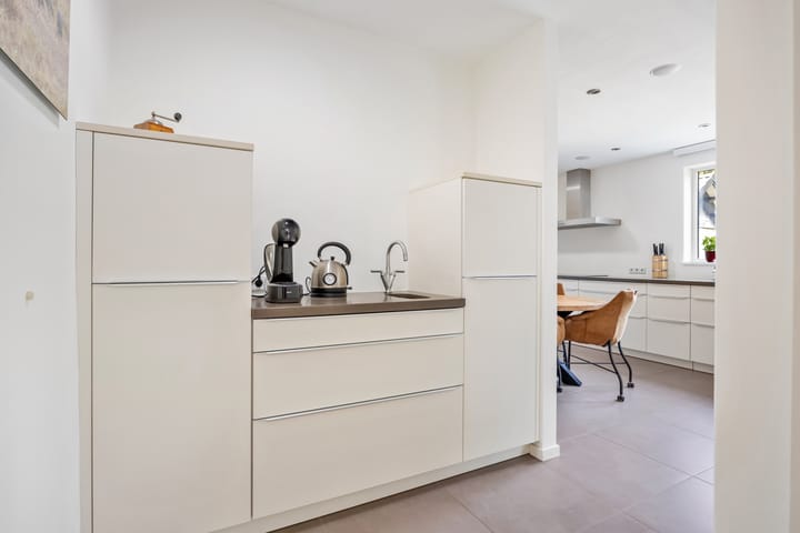 Photo 35 of Trompstraat 54