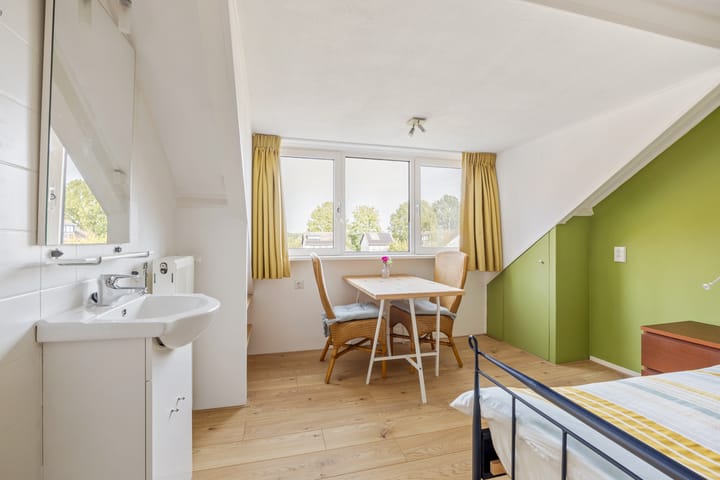 Photo 64 of Trompstraat 54