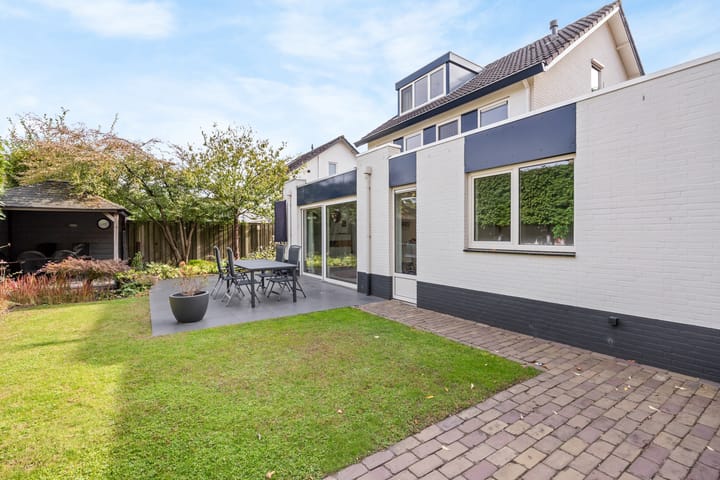 Photo 66 of Trompstraat 54