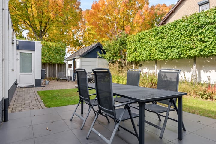 Photo 73 of Trompstraat 54