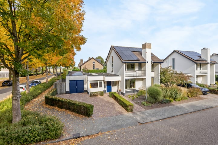 Photo 82 of Trompstraat 54