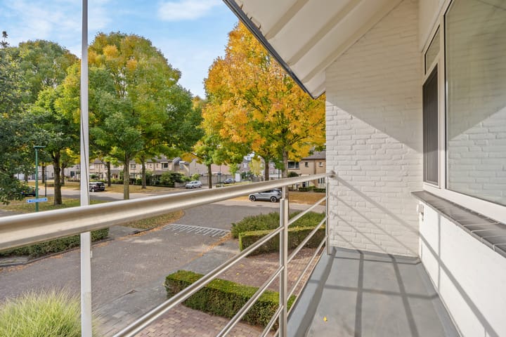 Photo 92 of Trompstraat 54