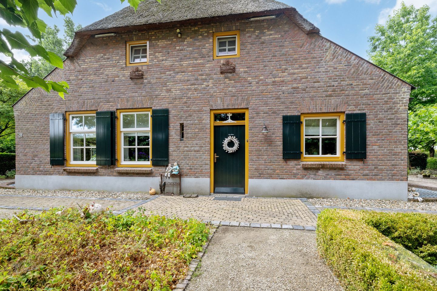 Photo 10 of Looieind 30