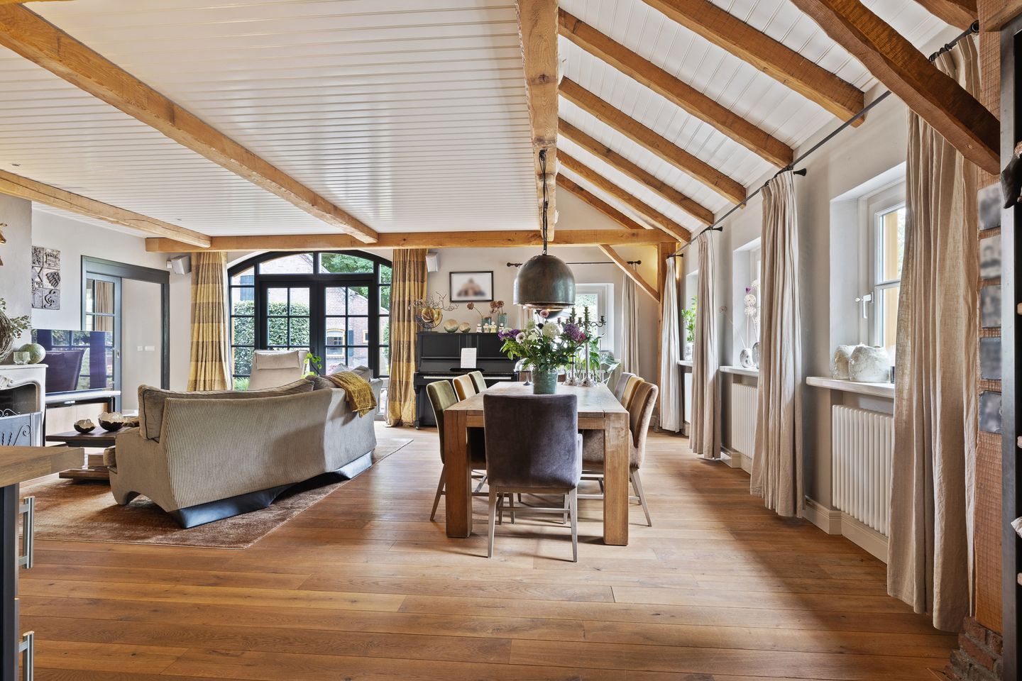 Photo 14 of Looieind 30