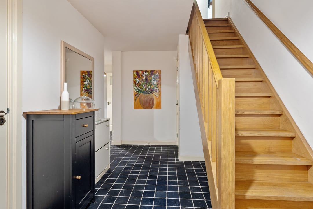 Photo 43 of Looieind 30