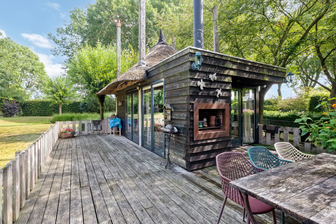 Photo 68 of Looieind 30