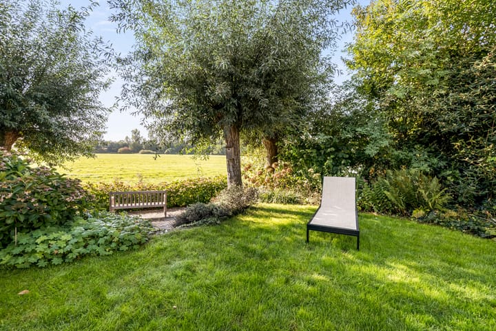 Foto 34 van Van Voorthuijsenhof 48