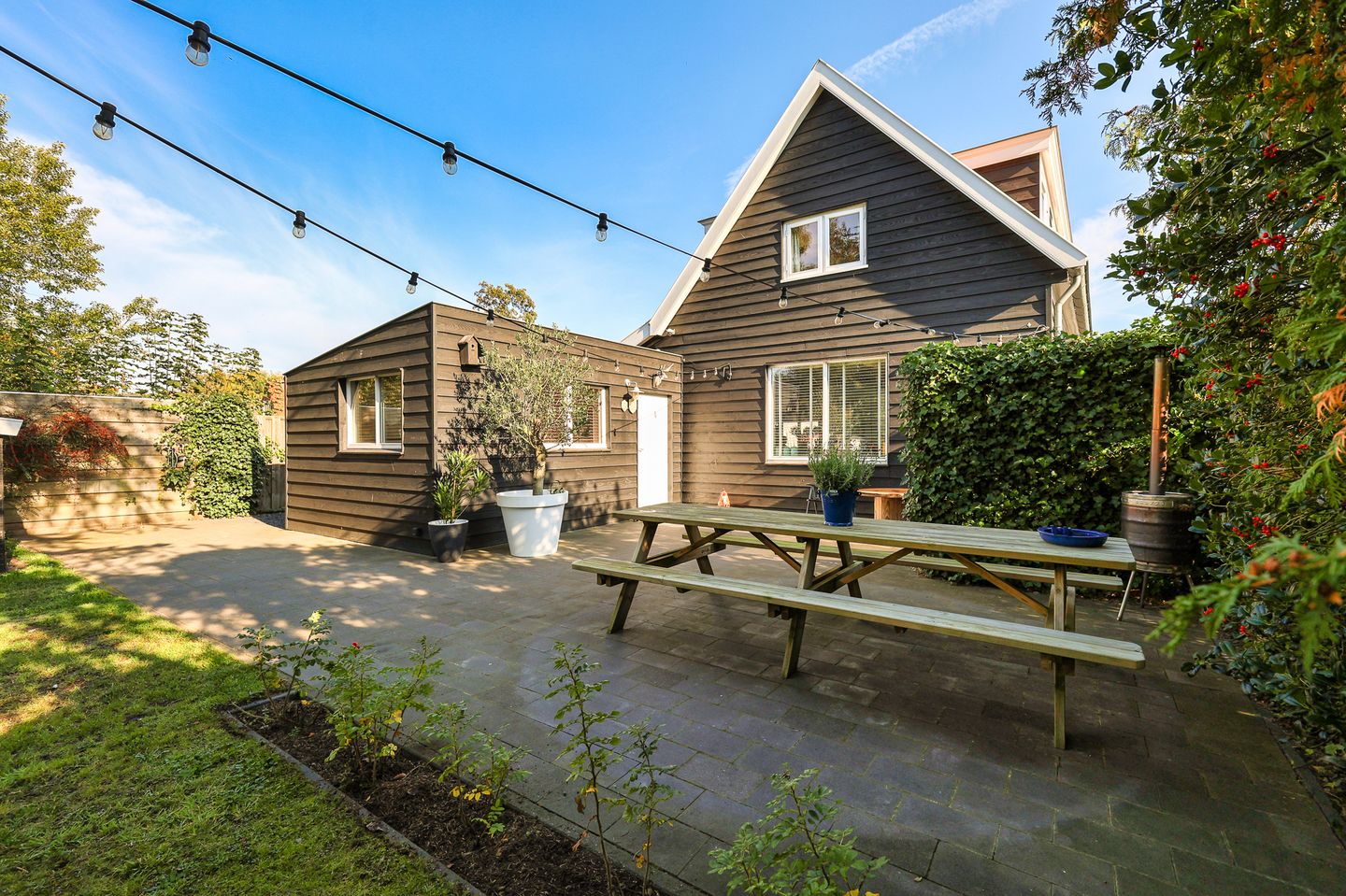 Photo 34 of Voorweg 61