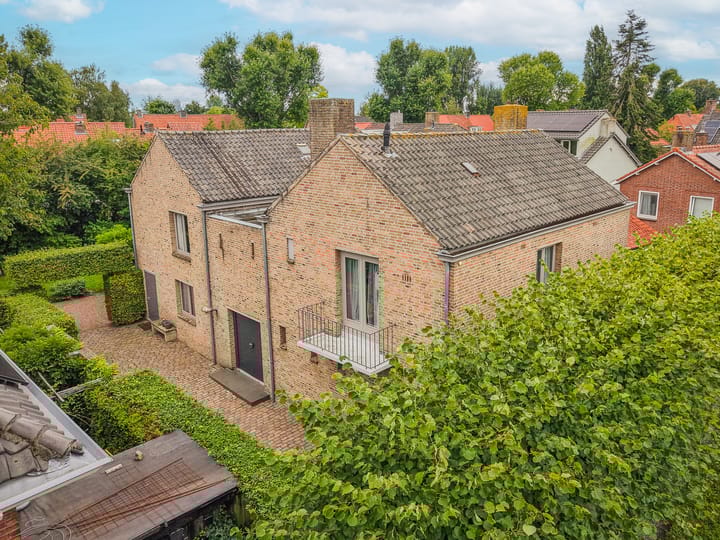 Kamperfoeliestraat 23