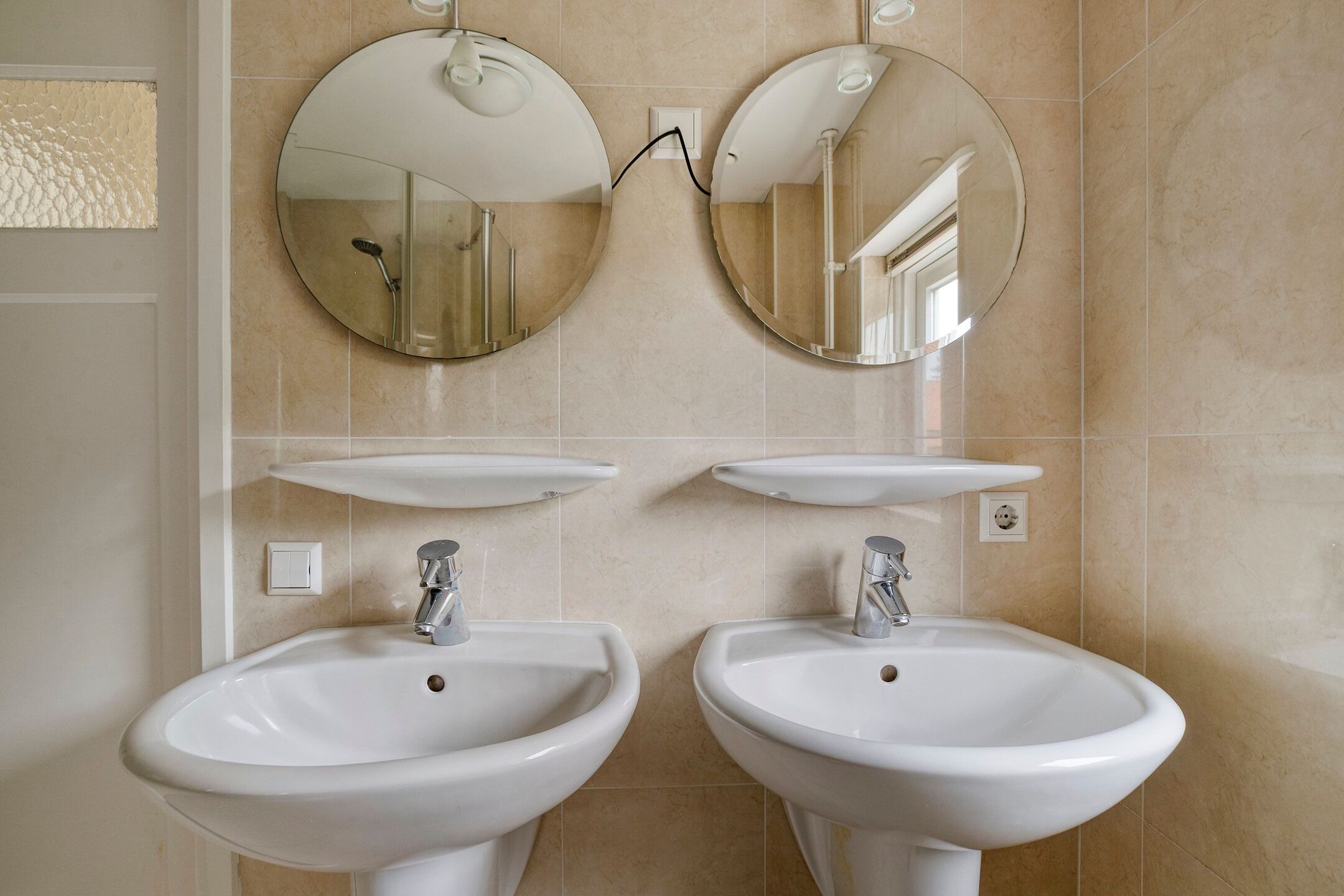 Foto 30 van Ceramstraat 12