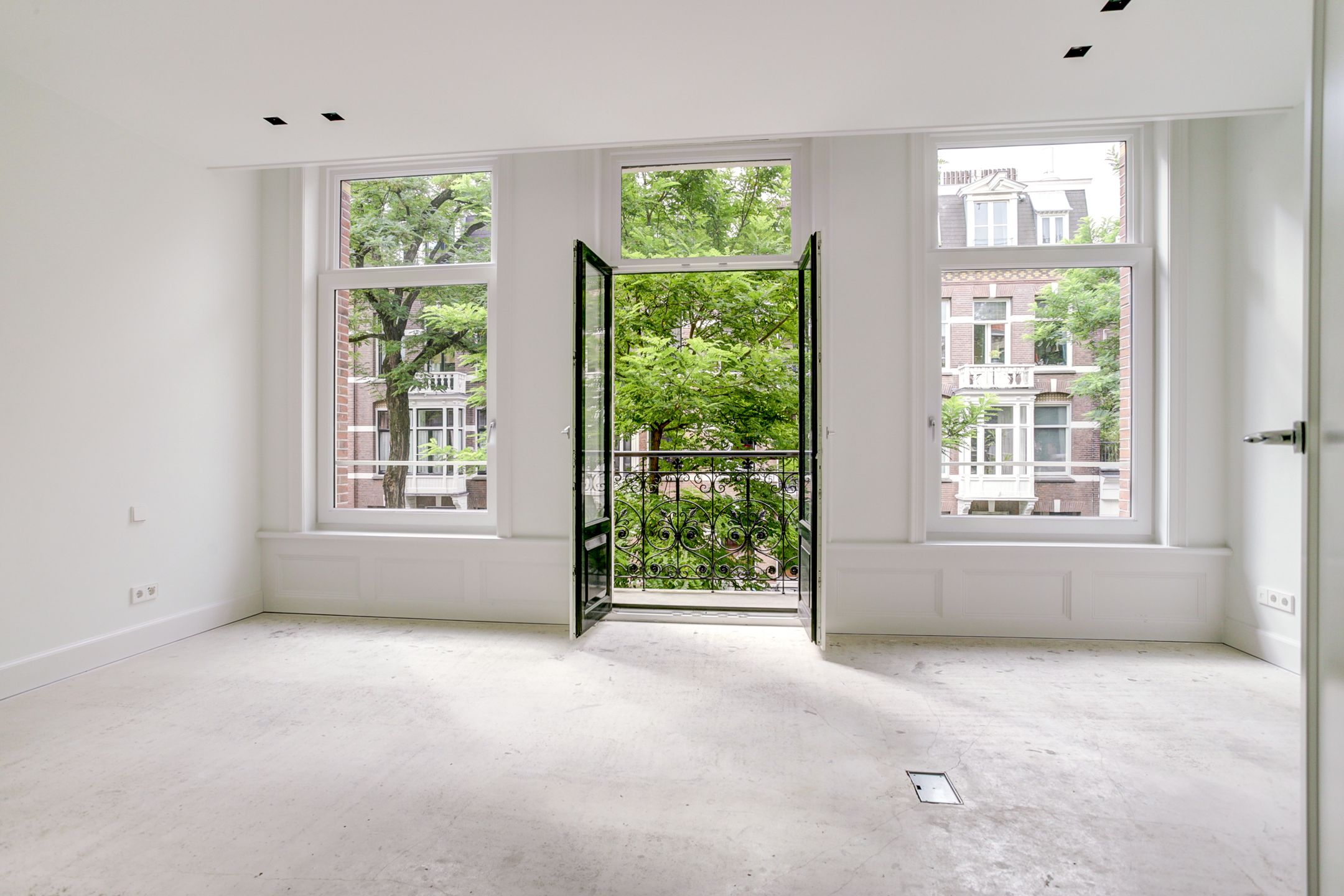 Photo 18 of Van Breestraat 148-H