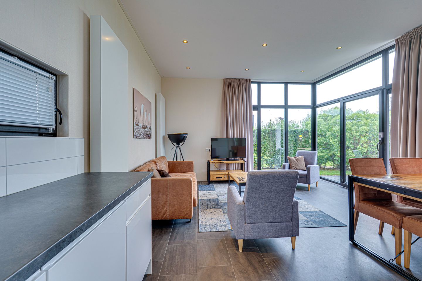 Photo 50 of Mettenijedijk 33-076