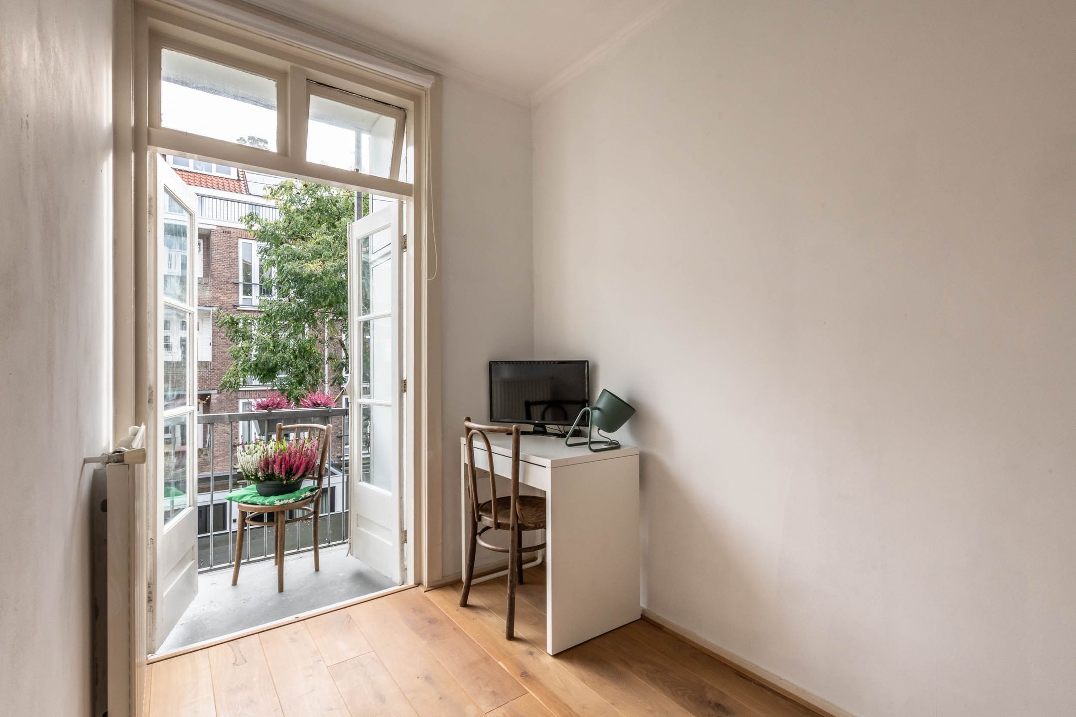 Foto 18 van Warmondstraat 157-2