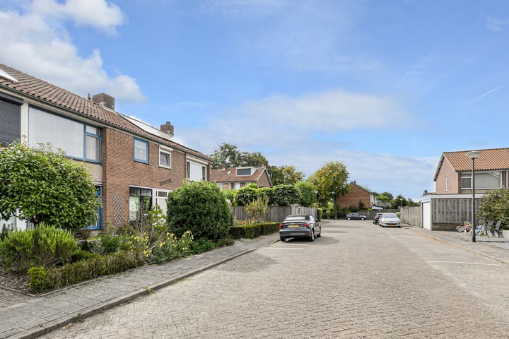 Foto 7 van Cederstraat 13