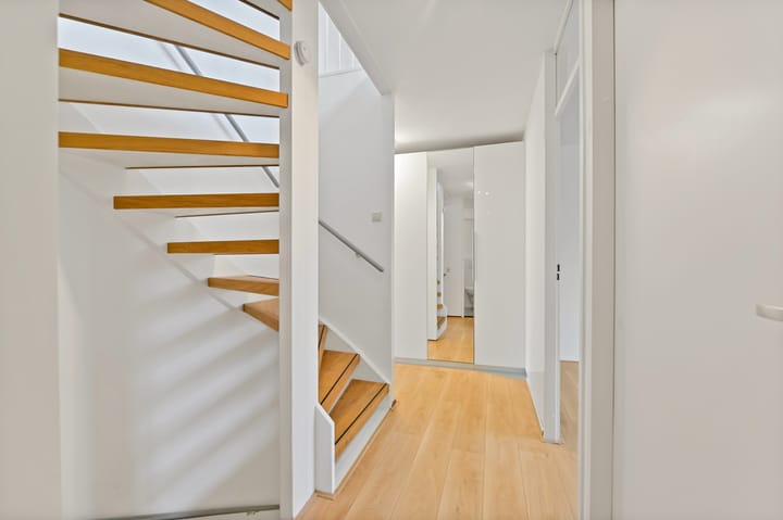 Photo 12 of Zandzeggelaan 23